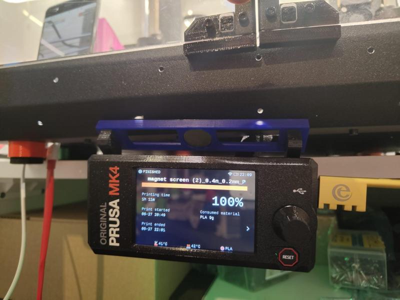 Prusa MK4 screen magnetic enclosure mount