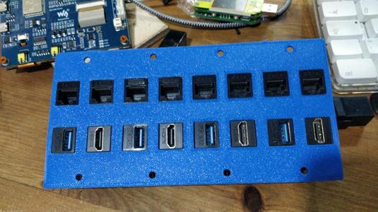 16 port keystone plate for 2U rack mounting