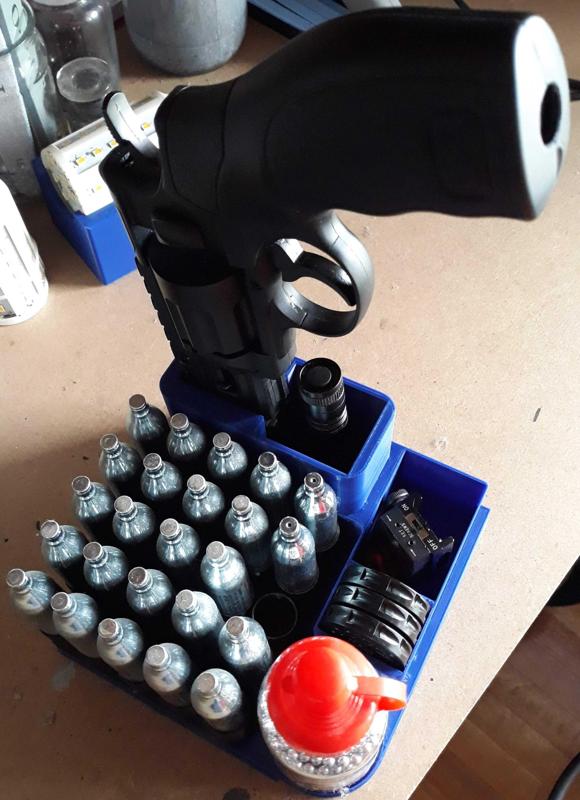 co2 cartridge rack