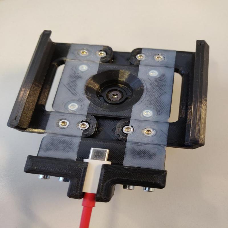 Universal Smartphone Holder