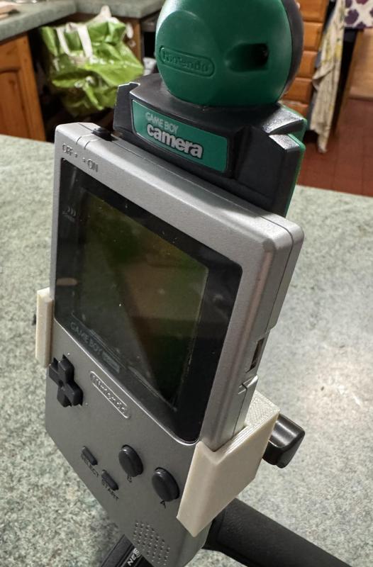 Gameboy Pocket male GoPro Mount