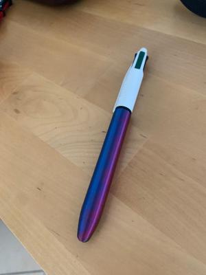 CORP STYLO BIC 4 COULEURS