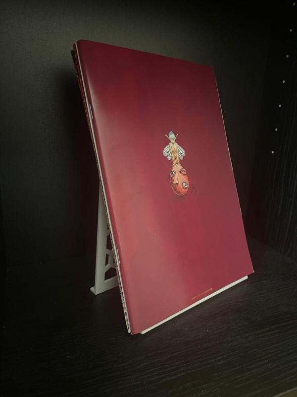 Bookholder for displaying books (bookend)