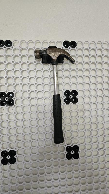 Multiboard hammer hanger