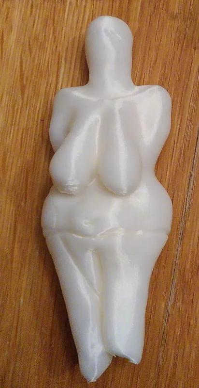 Věstonická Venuše | Venus of Dolni Vestonice   