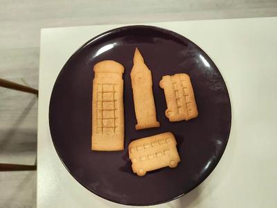 Cookie Cutter - London   