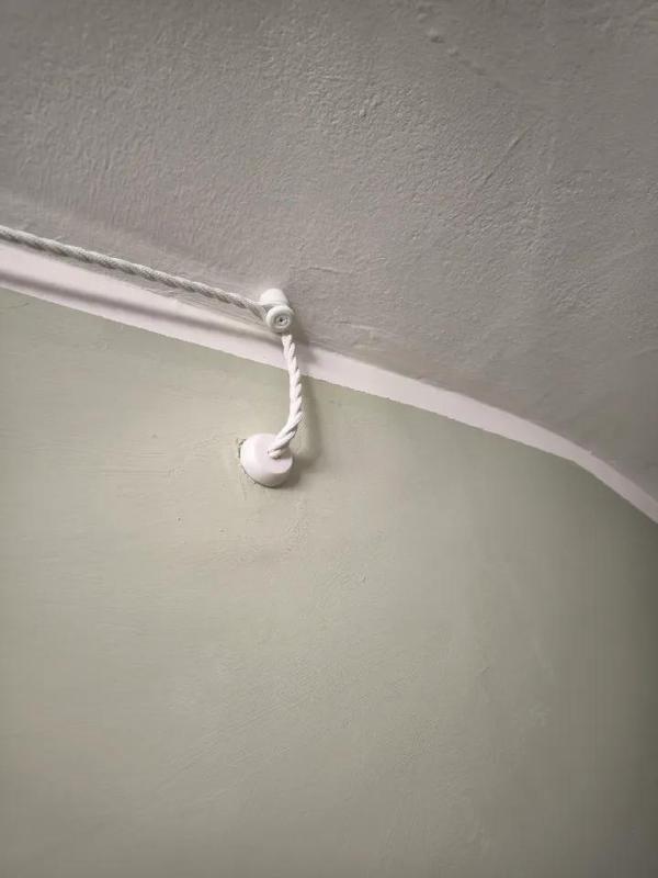 25mm Corrugated Tube Cap – Radiator Rosette Style   