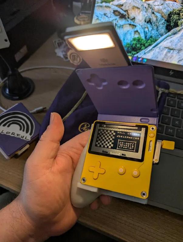 Playdate Controller Grip - Magnetic Plate + Light Slot   