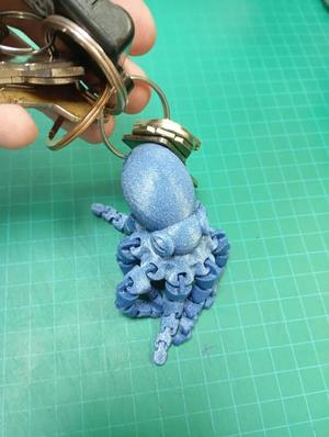 Cute octopus keychain   