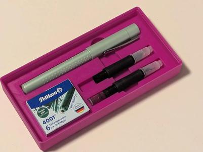 Gridfinity hollder for calligraphy pen plus extra tips   