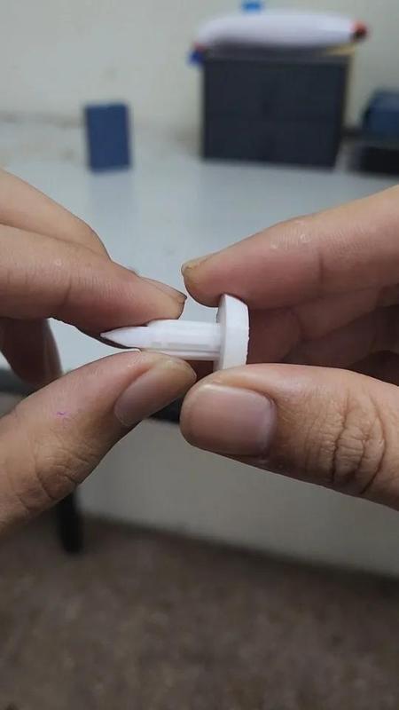 Toyota Prius/Prius C interior panel clip   