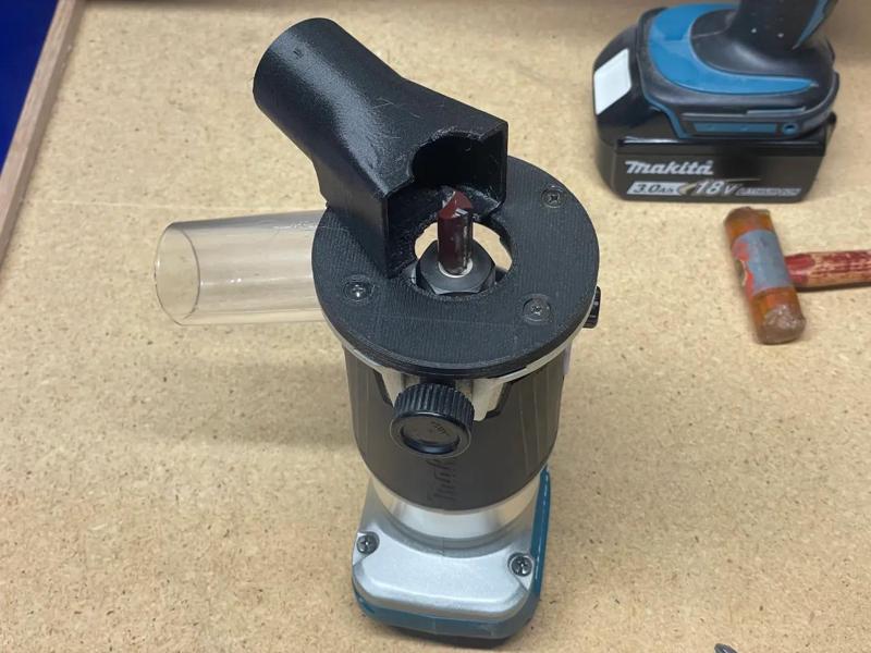 Dust extractor for Makita 18V router/trimmer DRT50Z   