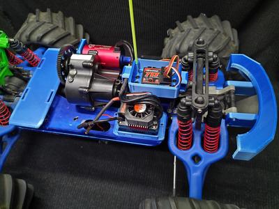 Conversion kit for Traxxas T-Maxx