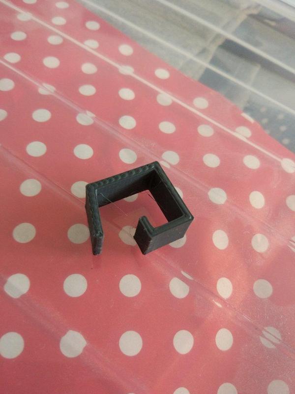 Lid clips for Rotho Appbox App box