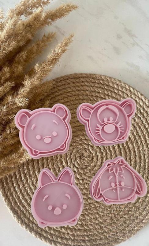 Cookie cutters winnie pooh pigglet tigger igor