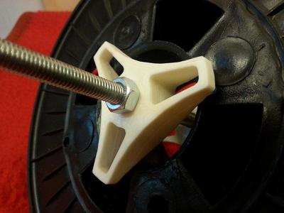 Universal spool holder