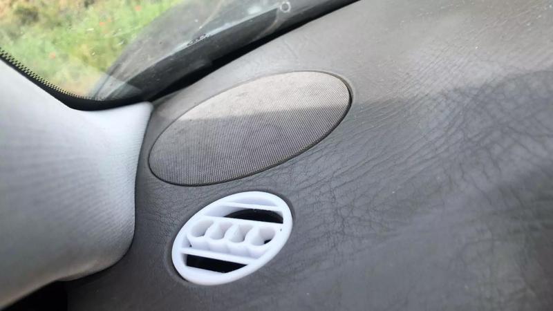 Audi 80 B3 Dash Top Vent with Audi Logo