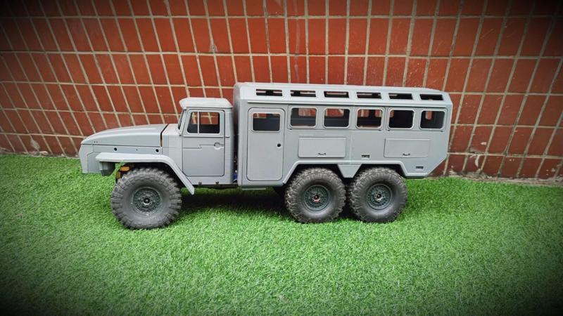 Crawler 4320 6x6 Expedition Cab - 1-10 RC body attachment