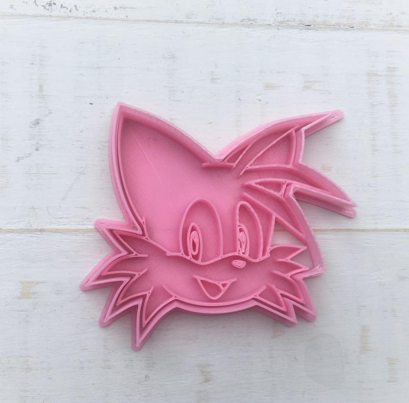 Sonic tails cutter