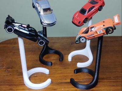 1:64 diecast snap stand