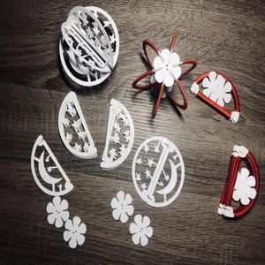 Christmas tree toys