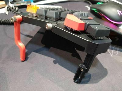 ZSA Moonlander thumb cluster telescopic leg