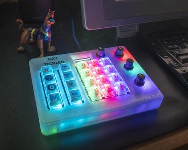 Key Tickler Adafruit MacroPad