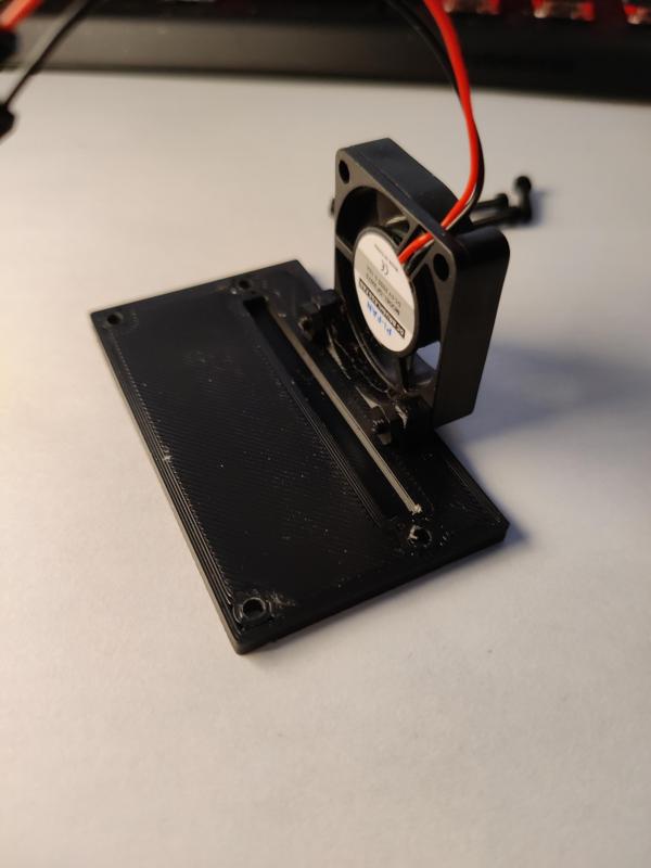 rpi zero 2w base plate with or without 30mm fan
