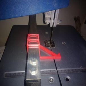 Band saw angle guides
