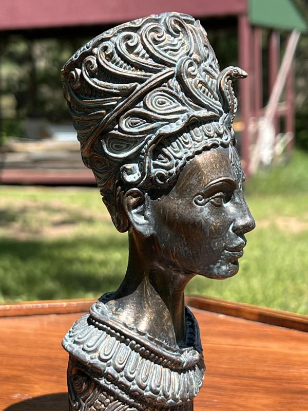 Nefertiti
