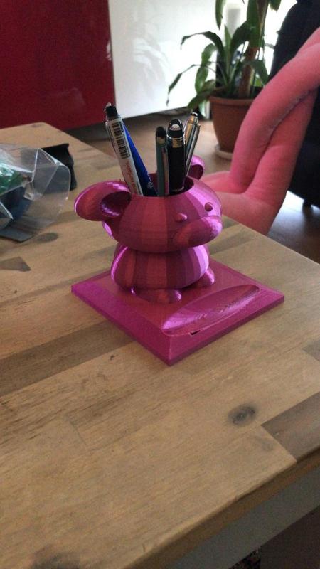 Bear Penholder