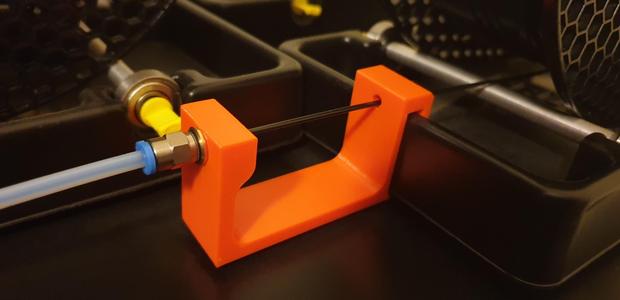 Gravity Spoolholder Clip with Tappex Microbarb M5