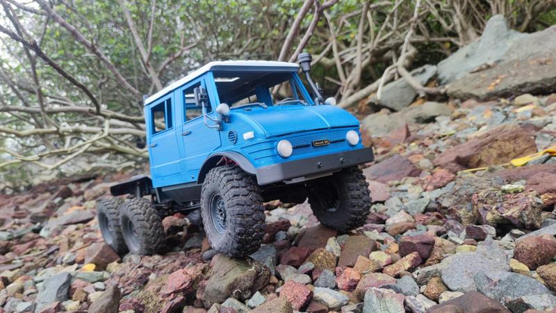Crawler Bog 406 Crew Cab (UNIMOG 406 REPLICA)  - 1/10 RC body