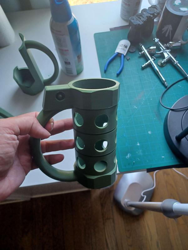 Stun Grenade Slim Can Grip Holder