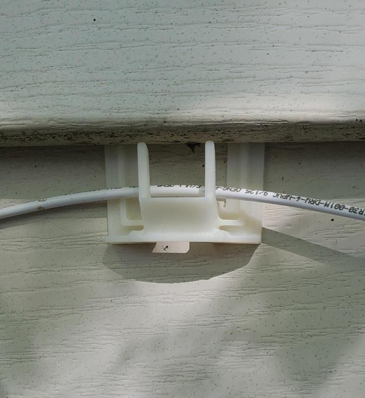 Vinyl Siding Wire Clip
