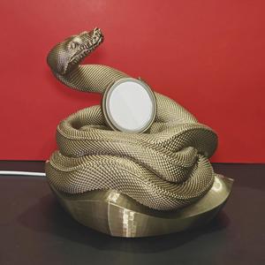 Snake Smartphone Charging Dock