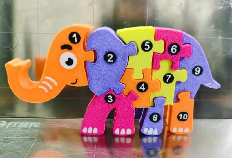 Puzzle-Elenphant shape