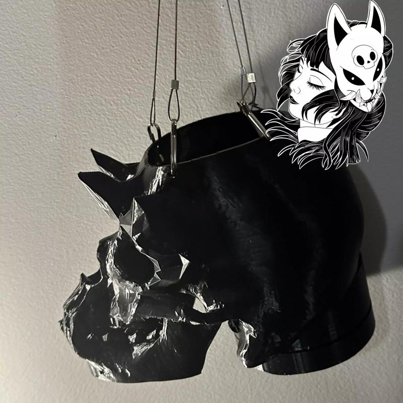 Hanging Monster   Skull Planter Skull Pot     Built in drip tray