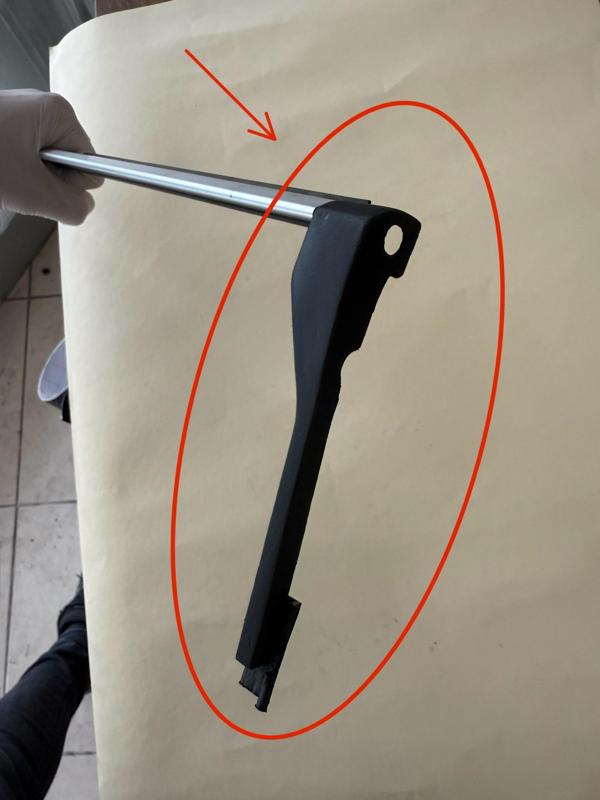 Mazda Rx 8 sanruf fly screen corner cover