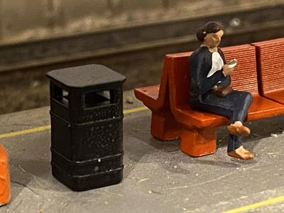 Model Railway Litter Bin