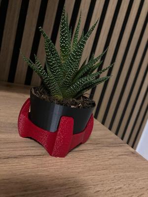 GripPot - Modern elegance for plants