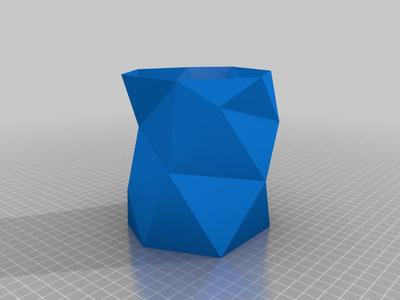 Low poly pen cup