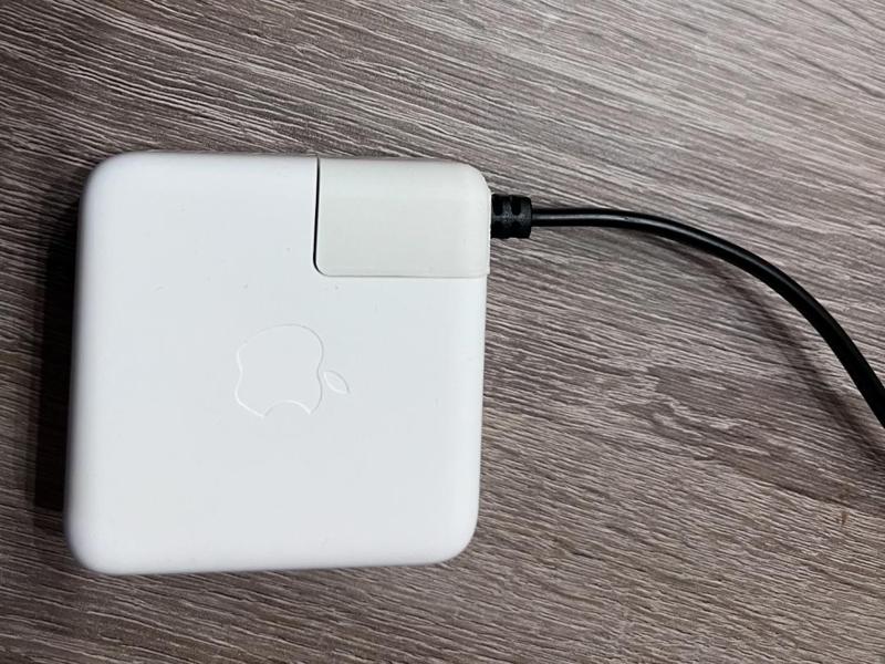 Adapter for power cable apple macbook charger