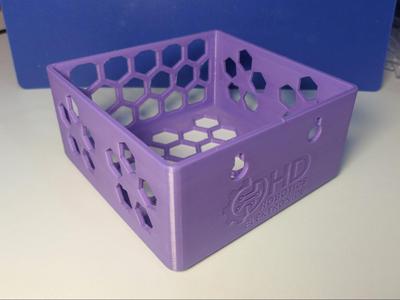 Square Wall Basket with Honeycomb Pattern