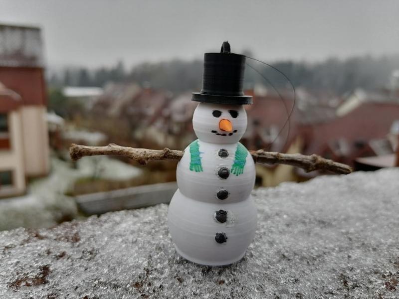 Snowman Christmas tree ornament