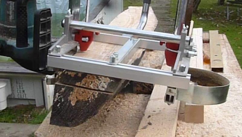 DIY project for the exact adjustment of a mobile sawmill with chainsaw
