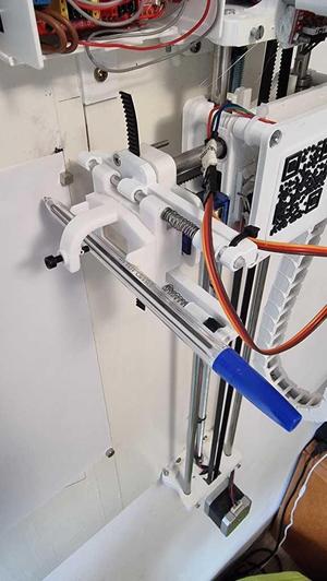 Magnetic pen adapter