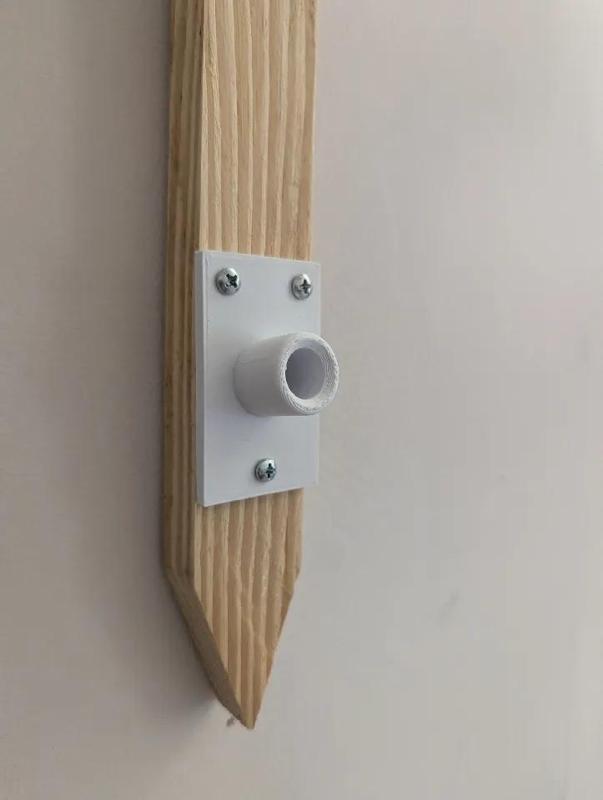 Bracket for 1/2 inch dowels   