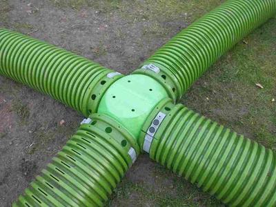 4-way cross section connector for rabbit tunnel (Zippi / Omlet)