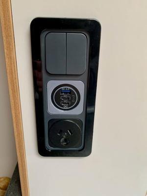 Caravan C-Line USB adaptor